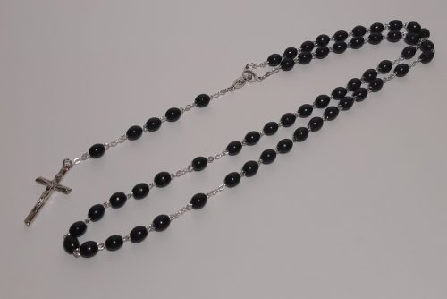 Rózsafüzér-Fa fémkereszttel-fekete